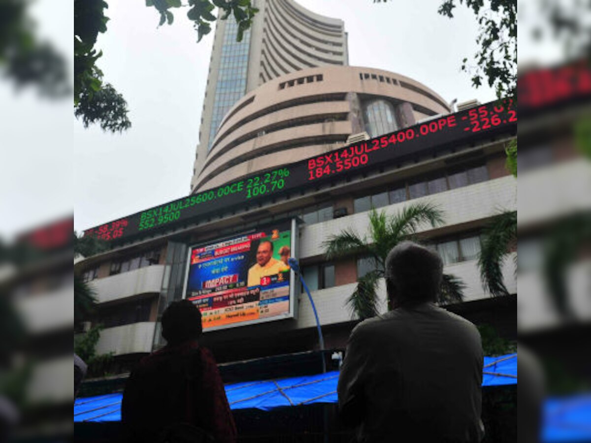 Sensex plunges below 28,000 on global sell-off