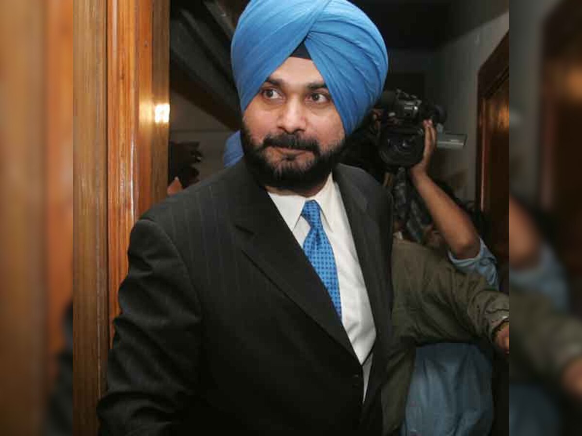 Gurbani row: Akal Takht receives apology from Navjot Singh Sidhu