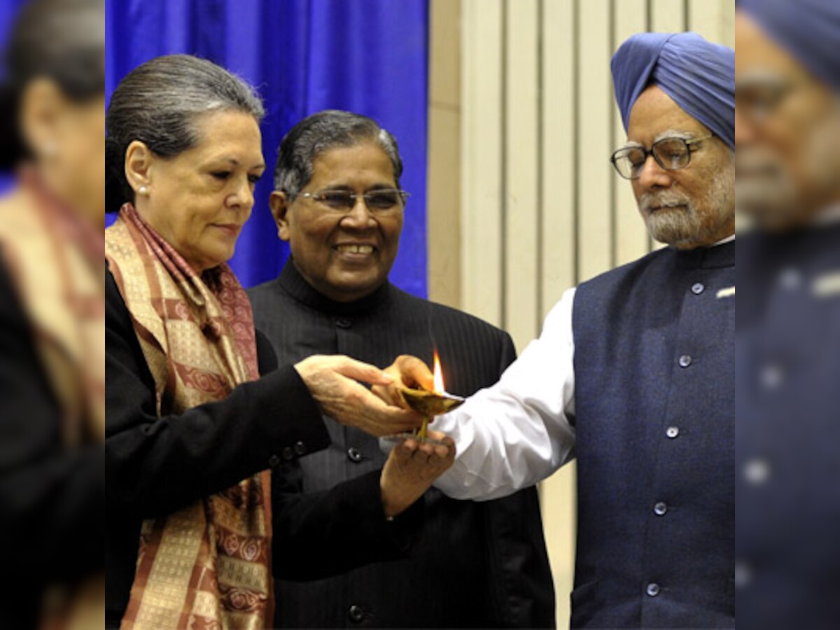 Sonia Gandhi hosts dinner in Manmohan Singh's honour