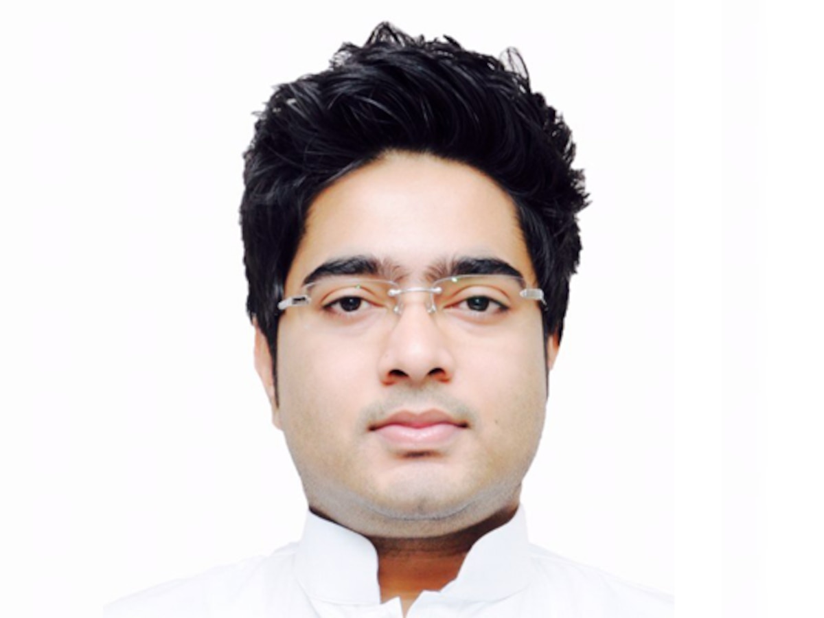 TMC MP Abhishek Banerjee, nephew of Mamata Banerjee, slapped at rally