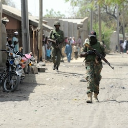 Thousands flee Nigeria after Boko Haram attack