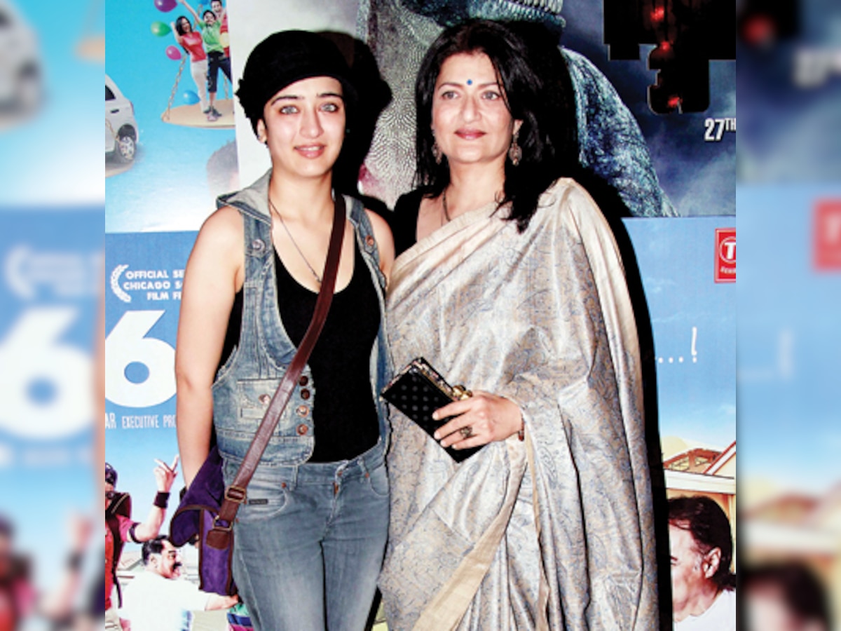 Sarika Haasan: Akshara Haasan couldn't have had a better debut!