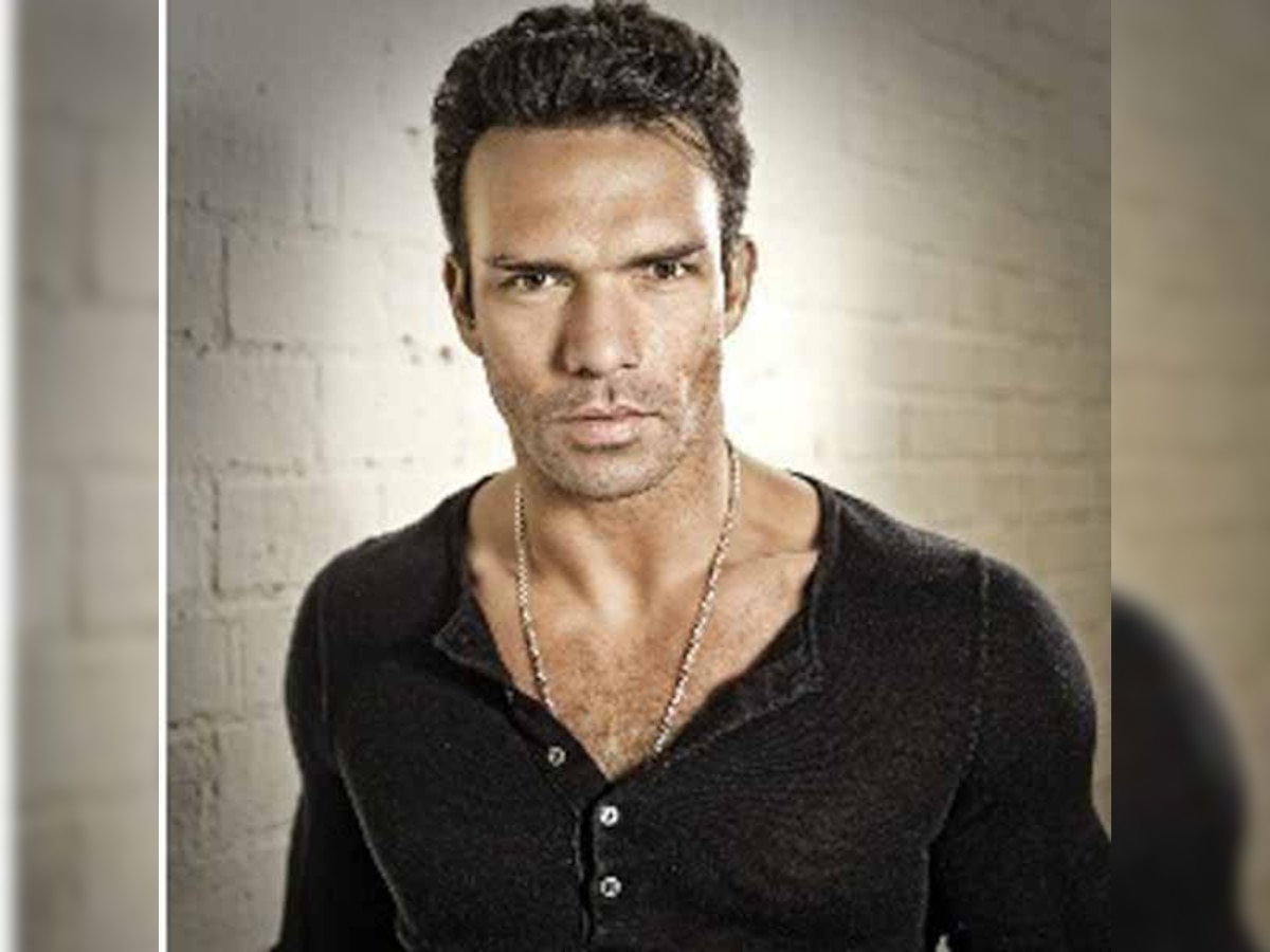 Mortal Kombat actor Darren Shahlavi has been found dead - BBC News