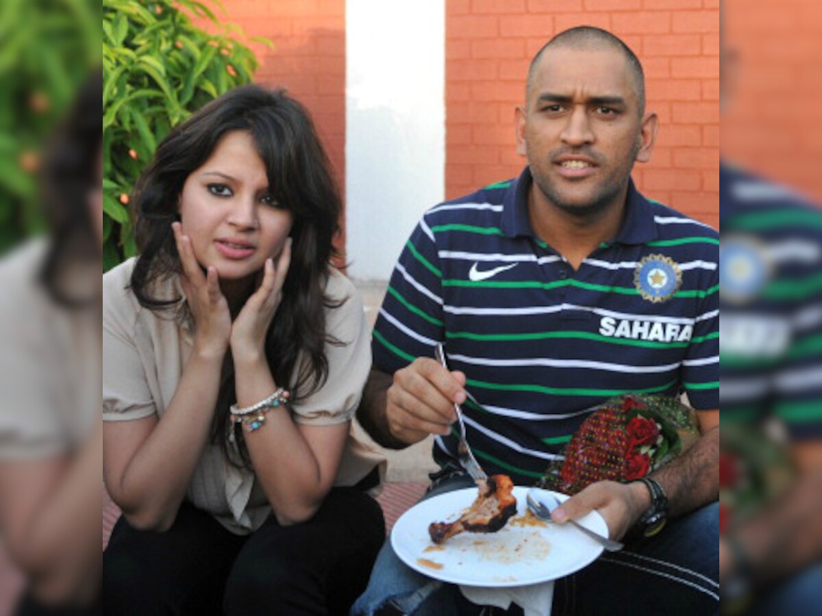 MS and Sakshi Dhoni blessed with a baby girl