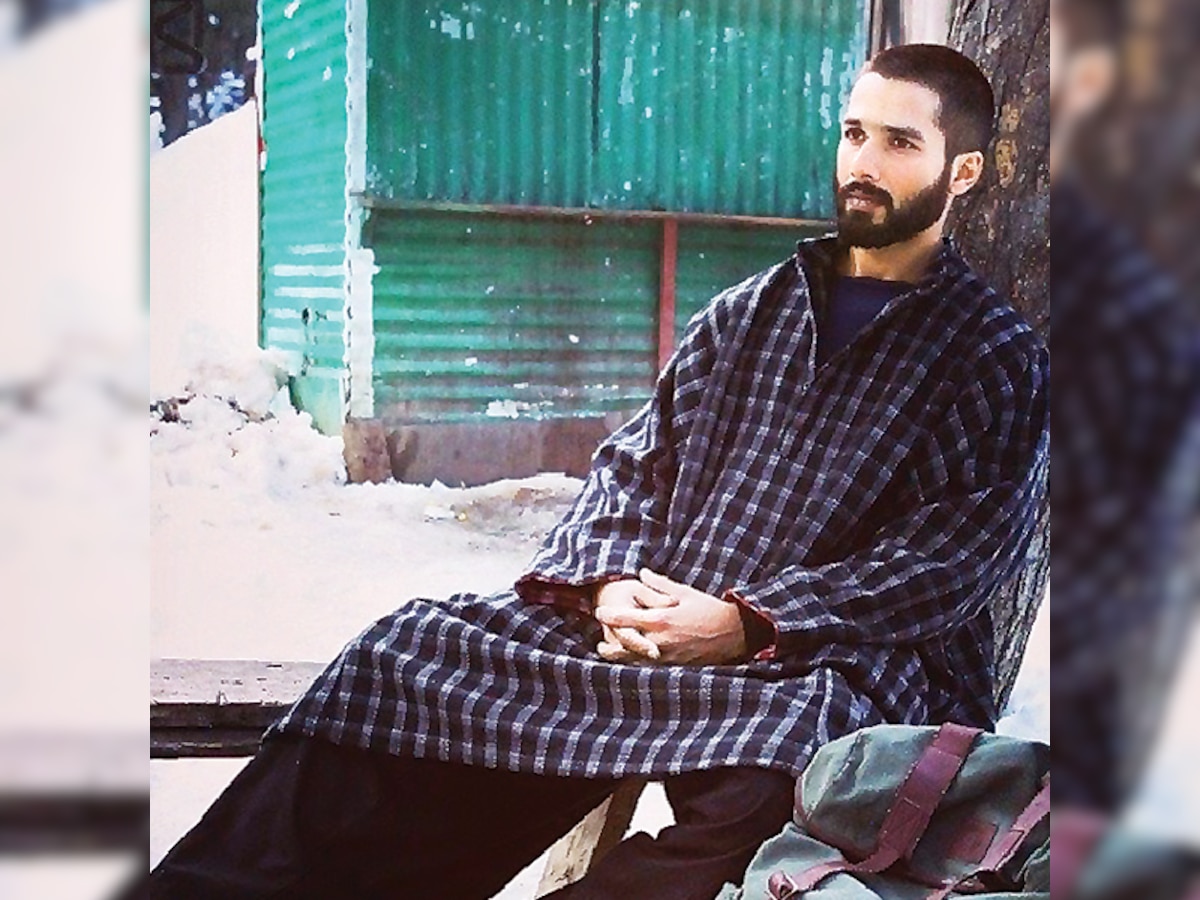 Real aping reel: Kashmir valley gripped by 'Haider' pheran fever