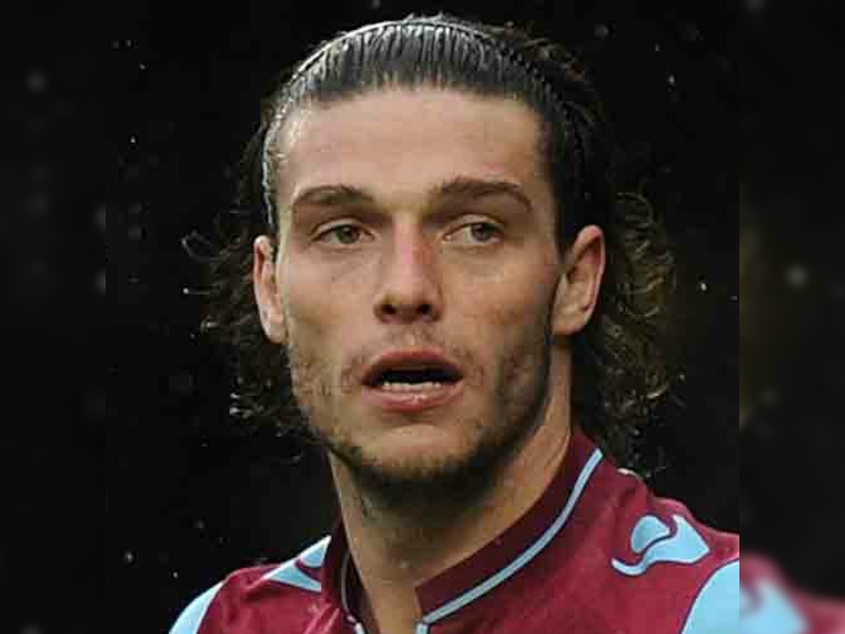 EPL 2014: West Ham United's Andy Carroll faces long injury lay-off post knee injury