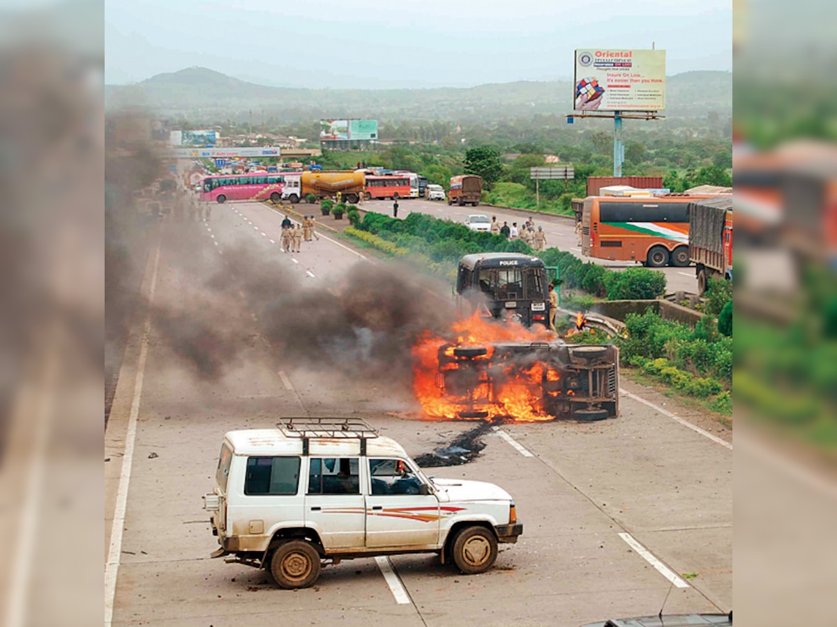 Maval firing: Bombay High Court questions Maharashtra government for letting off ex-SP Sandeep Karnik with a mere warning