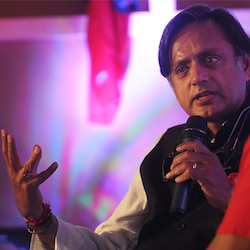 Would have been good if Rahul had attended budget session: Shashi Tharoor