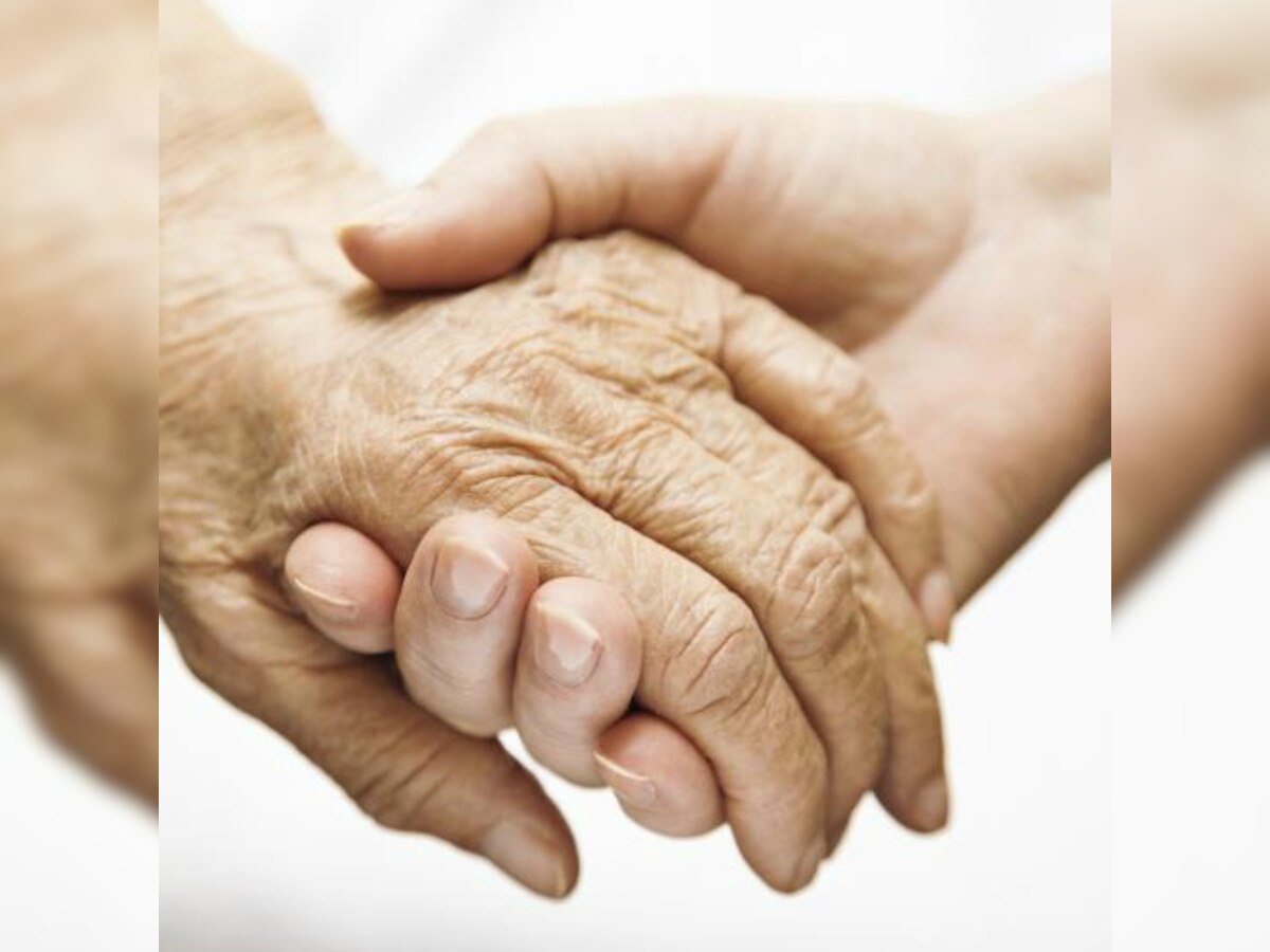 Reallife 'Notebook' Couple dies handinhand 5 hours apart