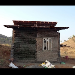 Students power sustainable housing project with eco-design