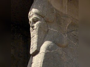 Islamic State militants bulldoze ancient Nimrud city of Iraq