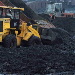 Coal India may miss output target for FY'15, yet again