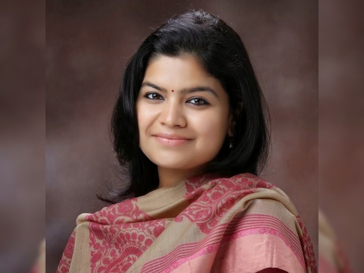 Poonam Mahajan becomes first women president of Basketball Federation of India