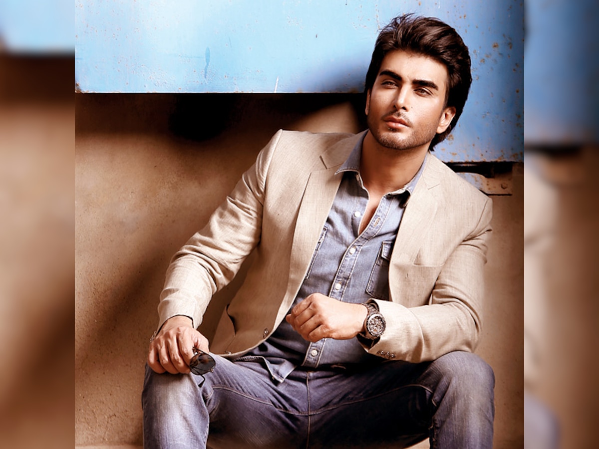 I am not engaged or married: Imran Abbas Khan