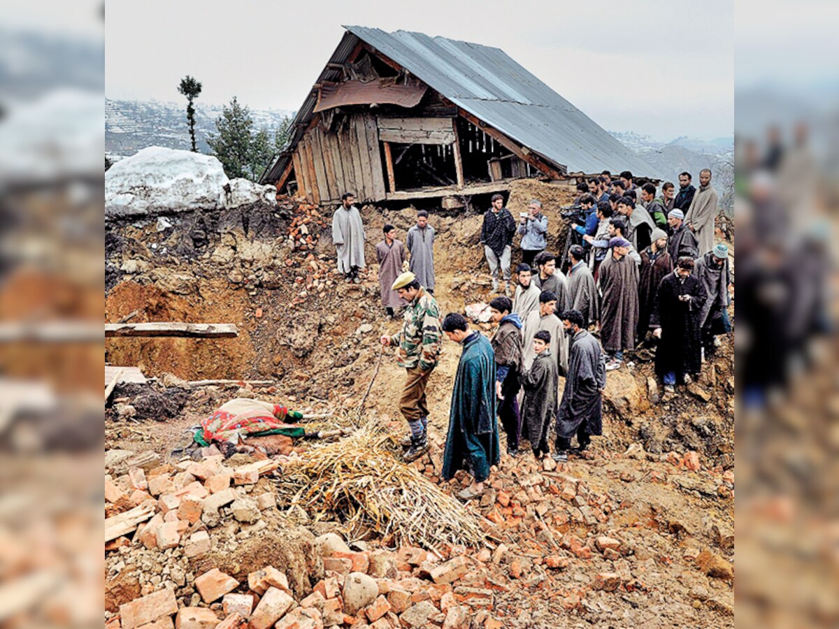 Four dead, 5 feared killed in landslides in Jammu and Kashmir