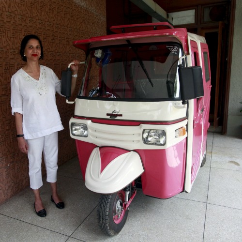 Pakistan gets 'Pink Rickshaw' service with aim to end eve teasing