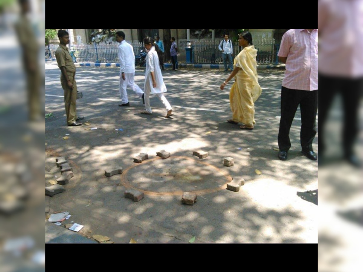 Kolkata Municipal elections: Violence mars polls, crude bomb hurled near Raj Bhawan