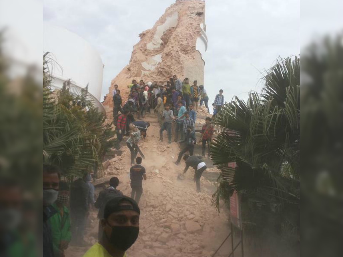 Historic Dharahara tower collapses in Kathmandu after quake, at least 50 trapped