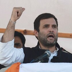 Rahul Gandhi takes Land bill battle to Punjab; will meet farmers 