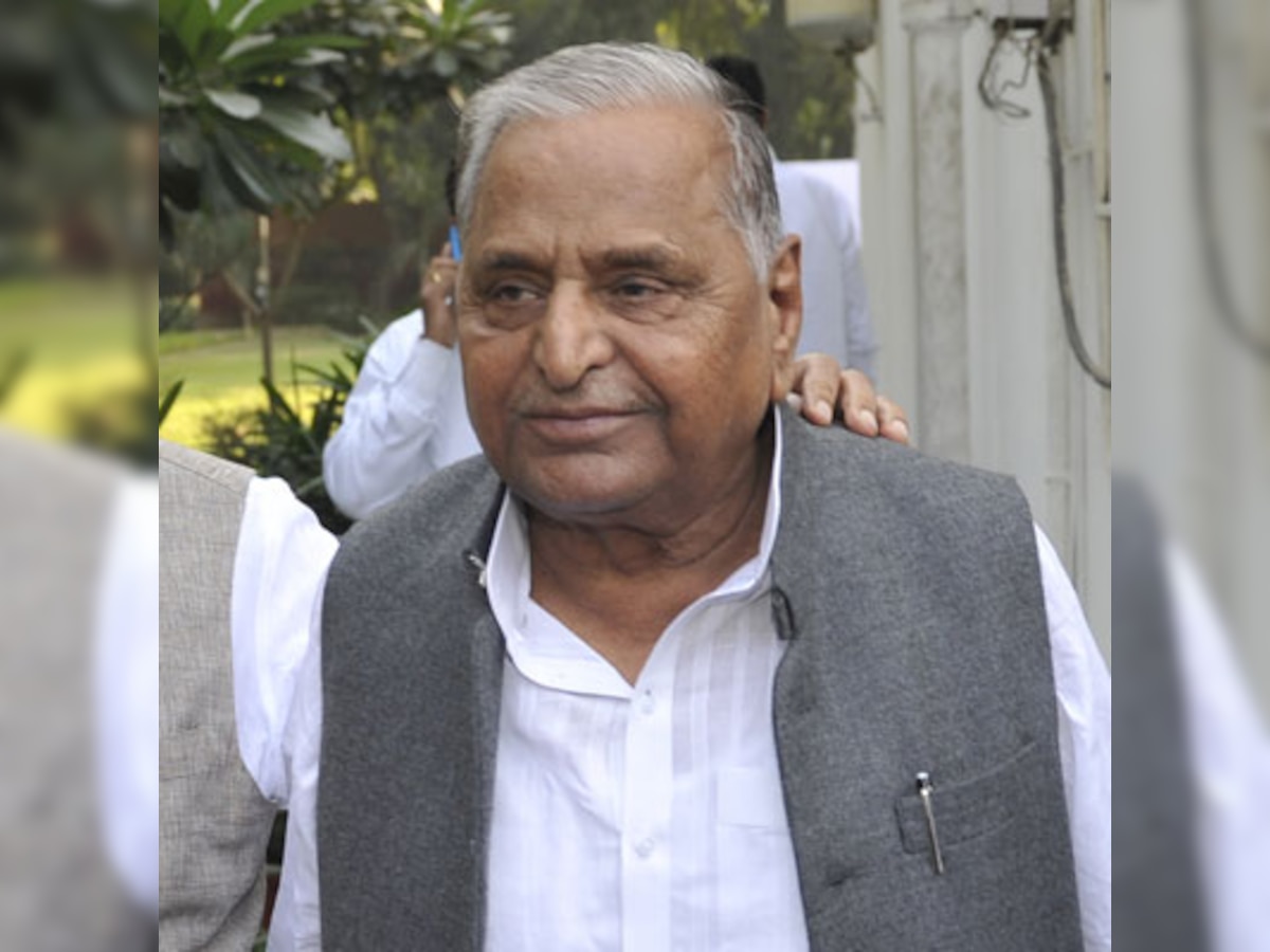 Mulayam Singh to discuss ‘Janata Parivar’ merger, seat sharing issue with Lalu, Nitish