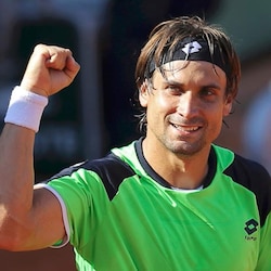 David Ferrer eases into second round of French Open