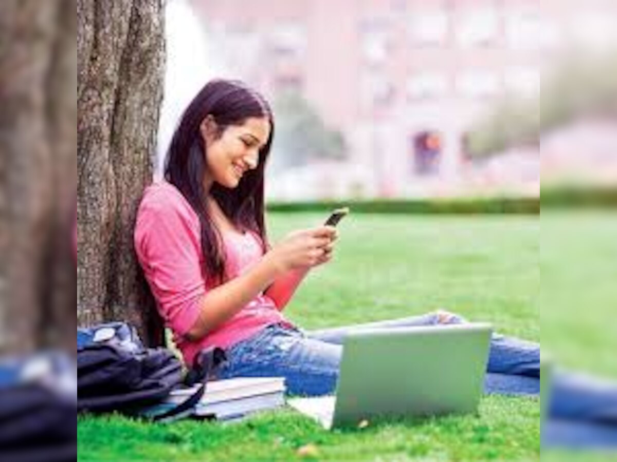 People use Facebook when they want to take a break :Study