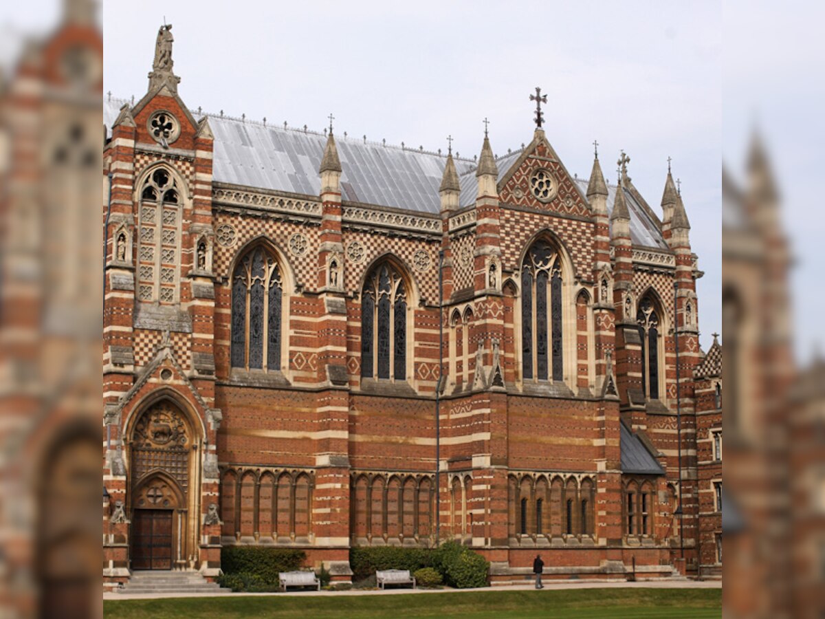 Oxford University's last male-only club to admit women