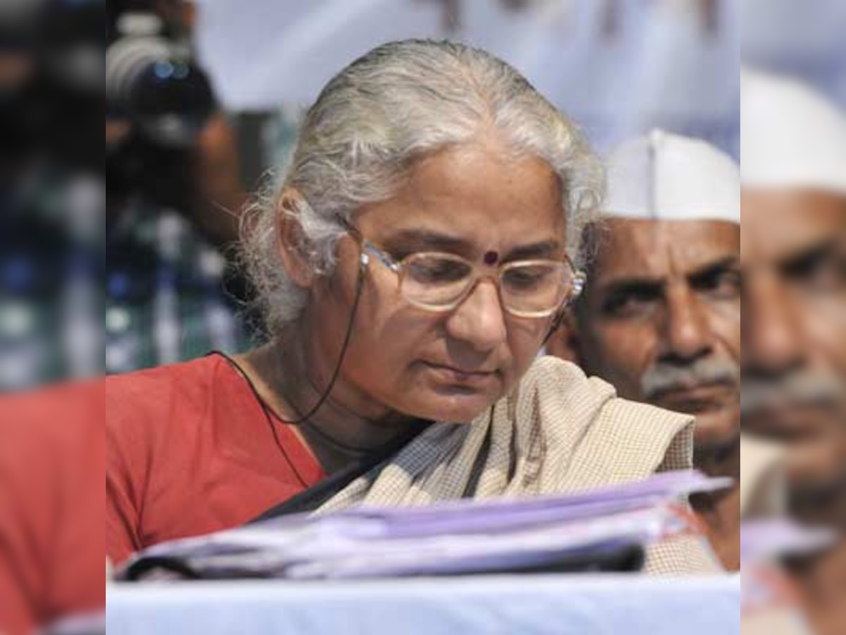 Medha Patkar discuss Sardar Sarovar Dam issue with activists, slams government