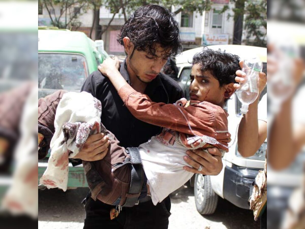 Saudi-led strikes on civilians fleeing Yemen unrest kill 31