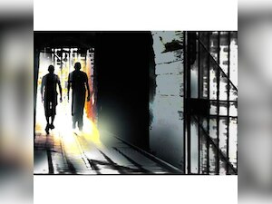 Shirts sewn by prisoners to hit Kerala market soon