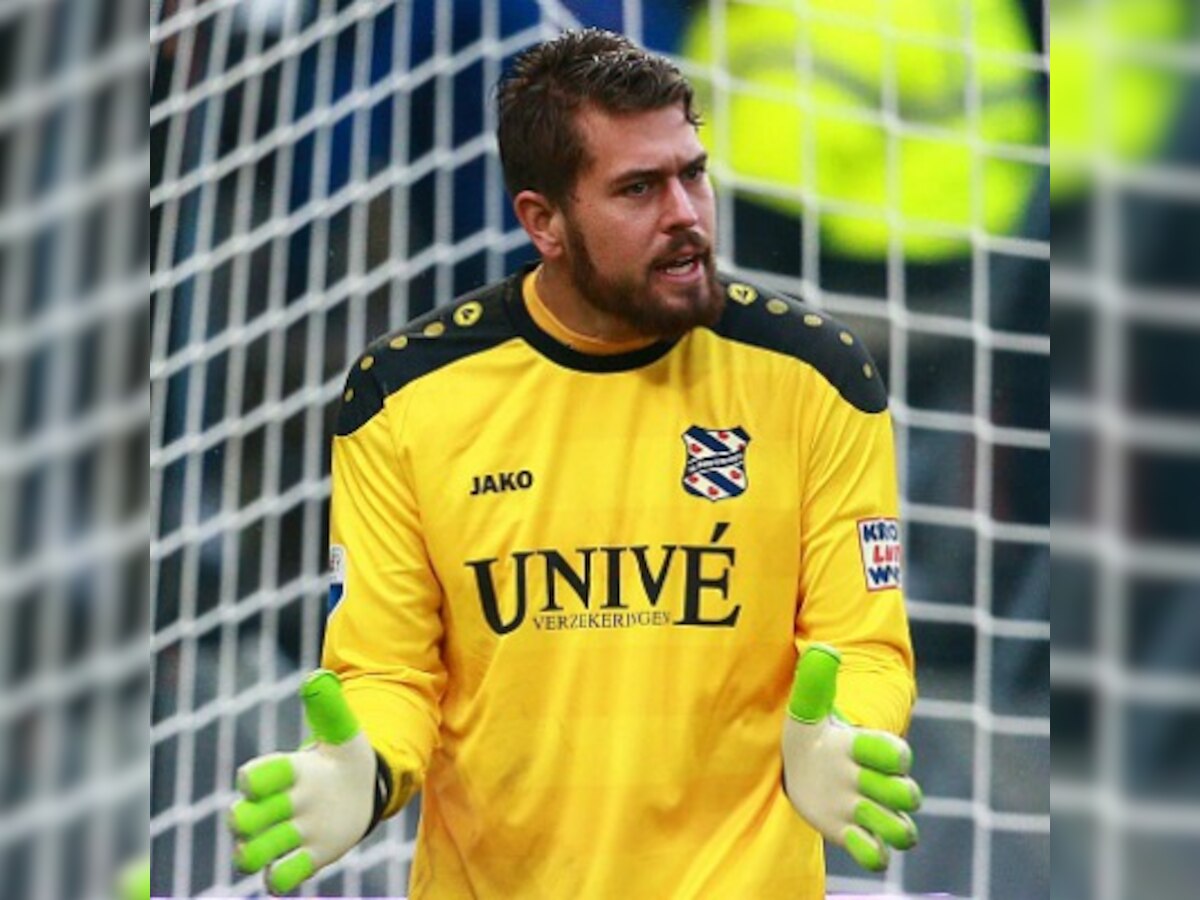 Swansea sign Swedish goalkeeper Nordfeldt