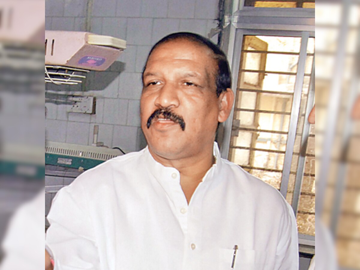 Bombay High Court to decide on PIL against ex-medical education minister in 2 weeks