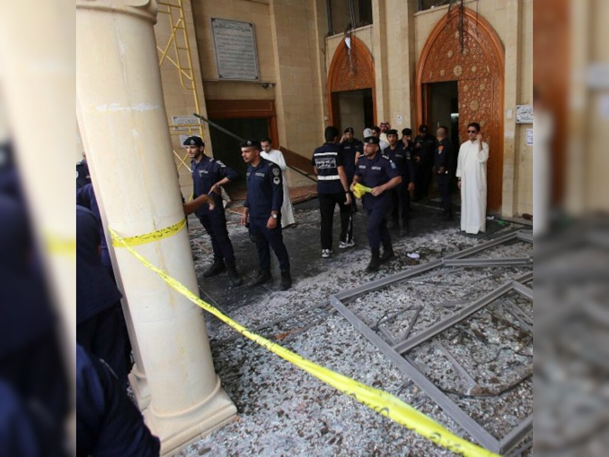 Kuwait arrests suspects as Islamic State bombing hits Shiite mosque