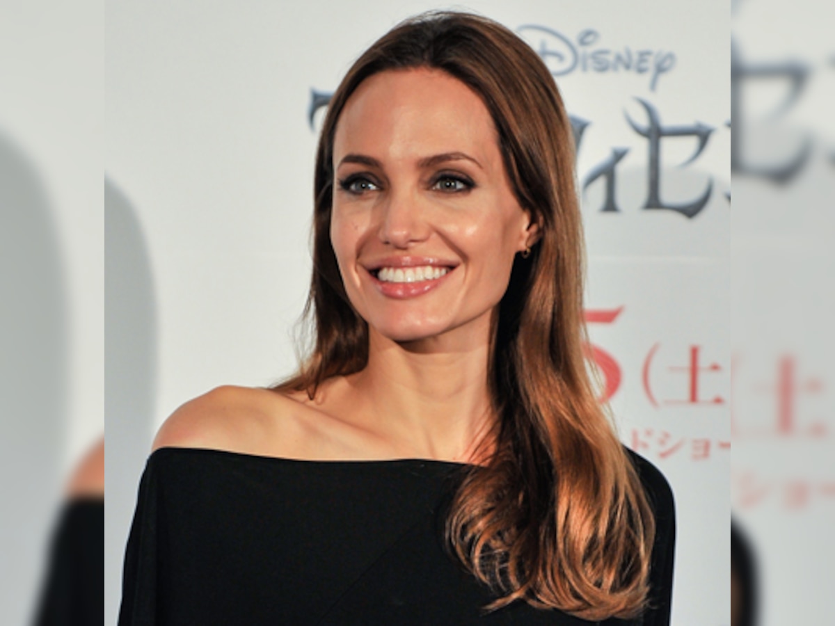 Scientists study Angelina Jolie's effect on breast cancer screening post her double mastectomy