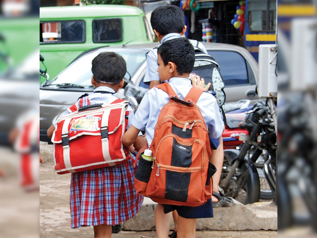 Light weight school bags bring smile to parents