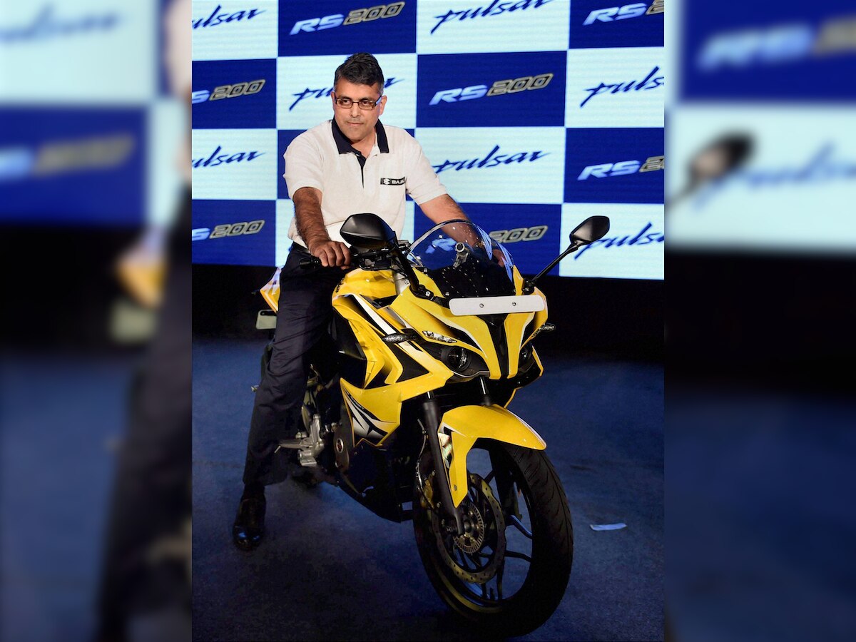 Bajaj Auto shares recover Rs 26 after losing 5% on Thursday