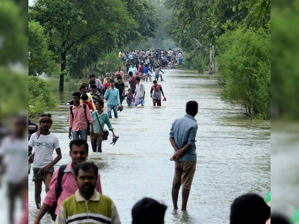 West Bengal floods 'beyond control'; Mamata Banerjee blames DVC