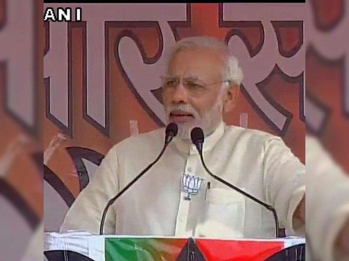 Bihar Elections: PM Modi lashes out at Nitish Kumar and Lalu Prasad Yadav, promises 24 hour electricity and gas pipelines in all homes