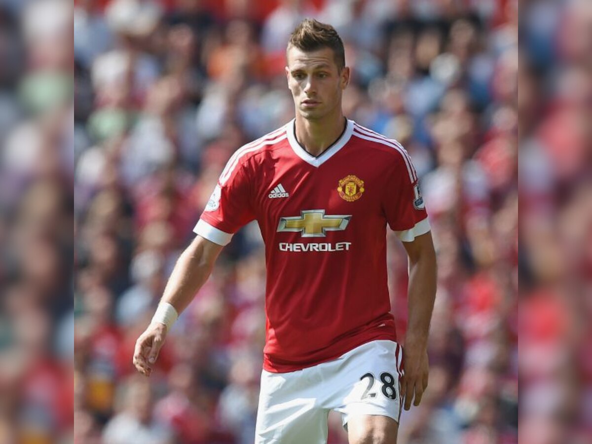 Morgan Schneiderlin confident  that Manchester United will improve 