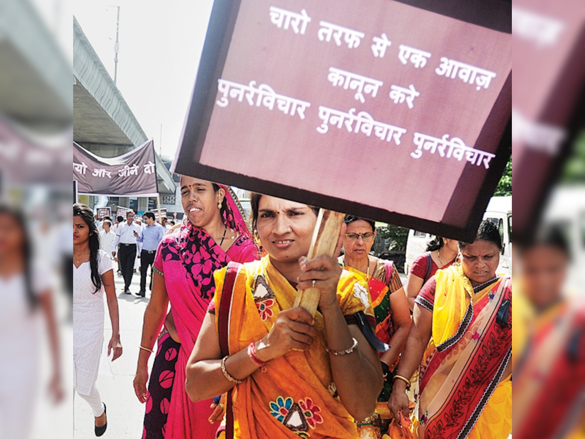 Mumbai: Jains protest ban on Santhara, meet governor