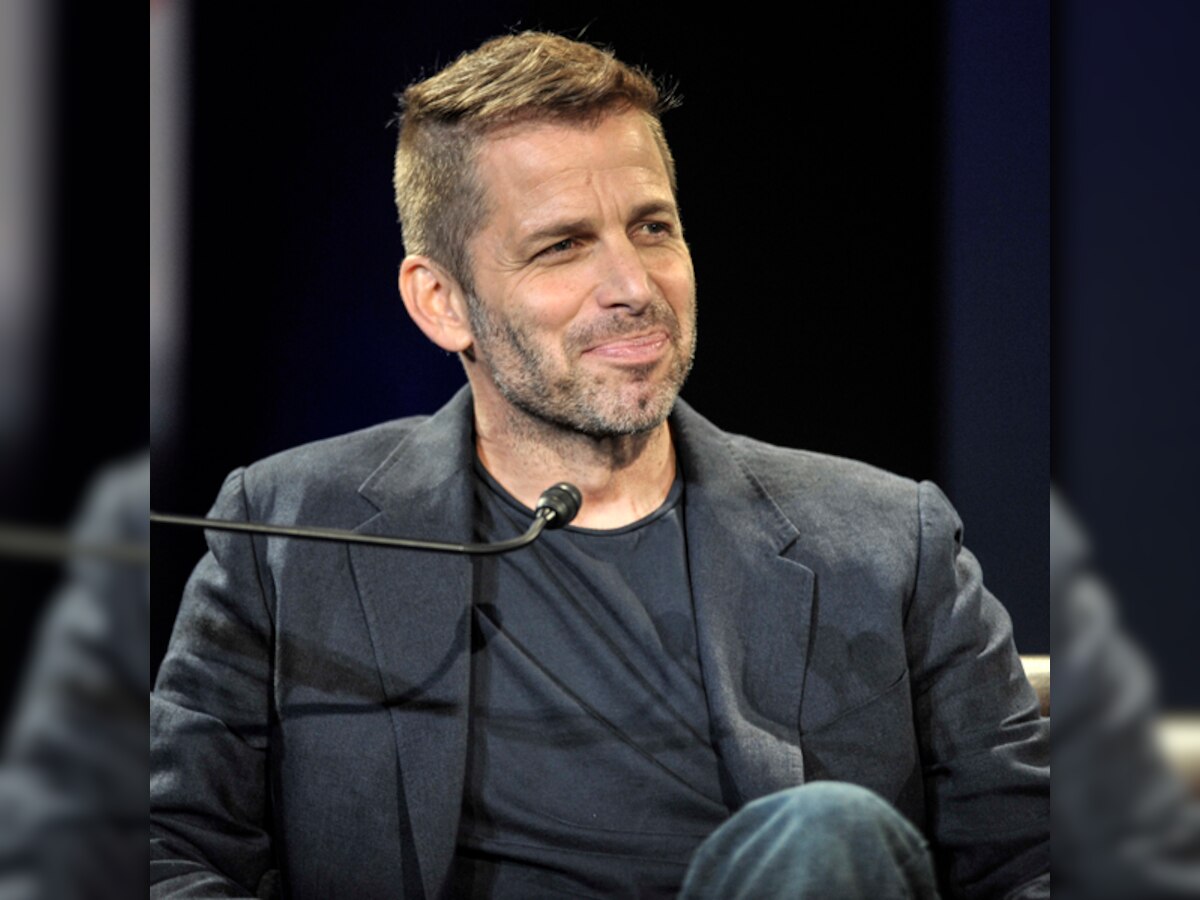 'Batman v Superman' director Zack Snyder takes potshots at Marvel superheroes