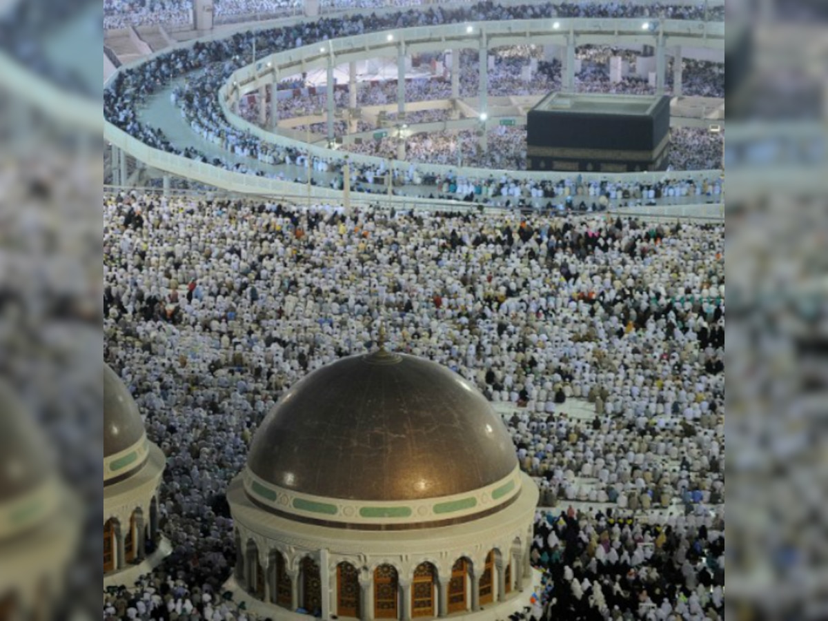 52 dead as crane crashes into Mecca's Grand Mosque: Reports