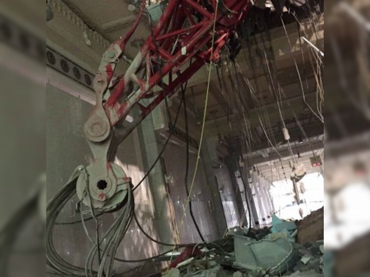 Mecca crane collapse occurred due to high winds, say Saudi civil officials