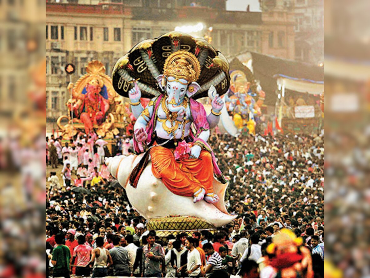 Planning to visit Lalbaugcha Raja Ganesha this year? Here are some traffic regulations you must know