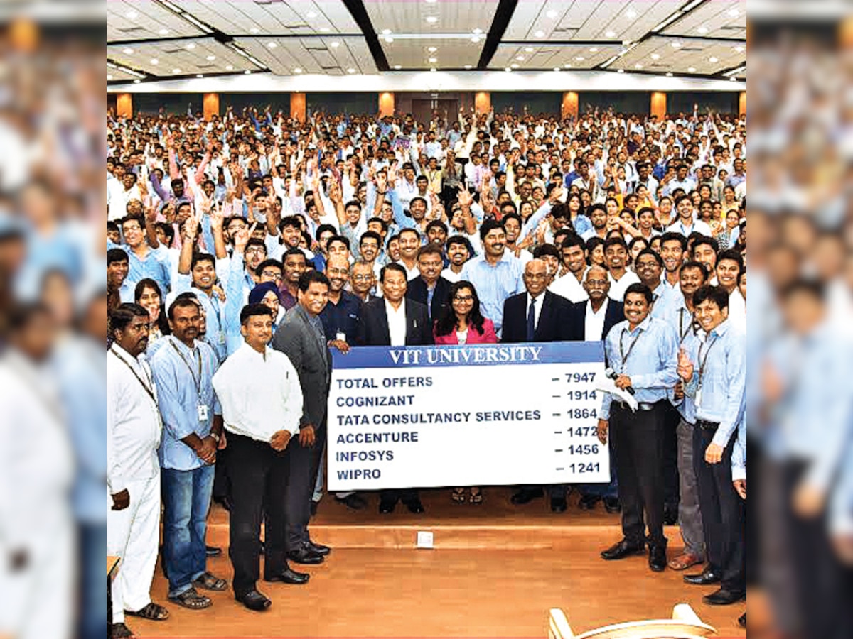 Top IT firms make record 7,947 jobs offers to VIT students