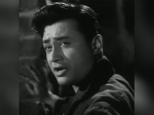 Evergreen Dev Anand: 10 best songs of all times