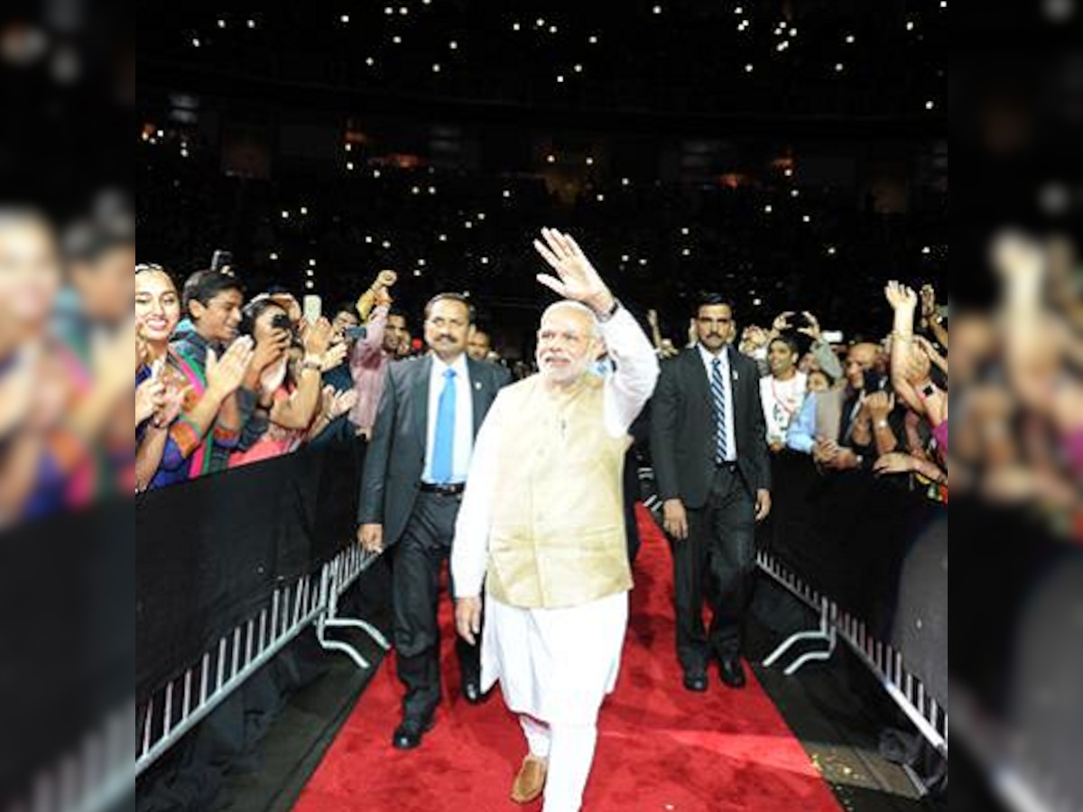 Pm Modi Hails Contribution Of Indian Americans Takes Indirect Jibe At