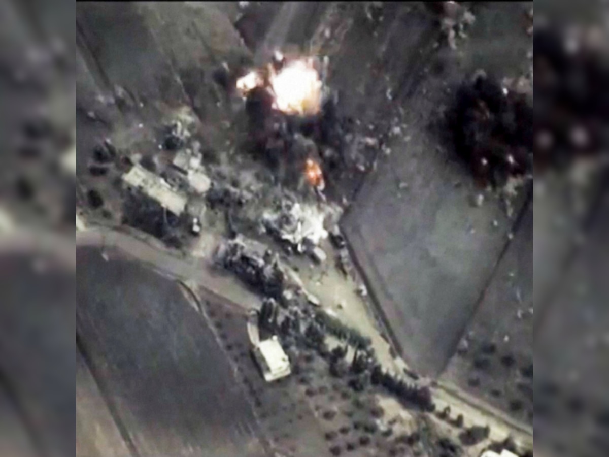 Russia bombs Syria for third day, mainly avoiding ISIS