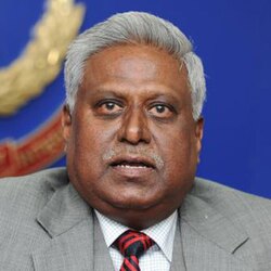 Ex-CBI chief Ranjit Sinha can object to demand of visitors' diary copy: SC