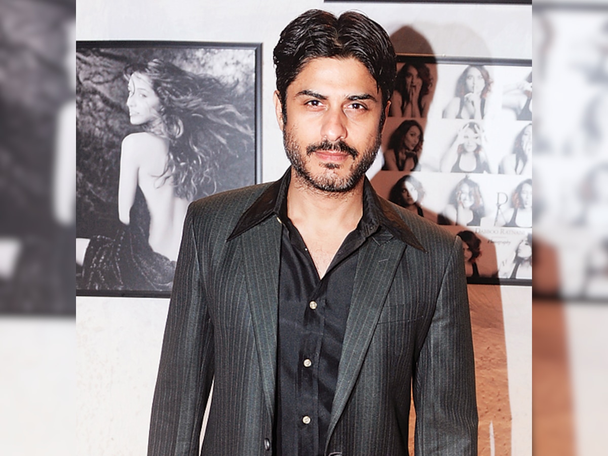 Vikas Bhalla latest to enter Bigg Boss 9